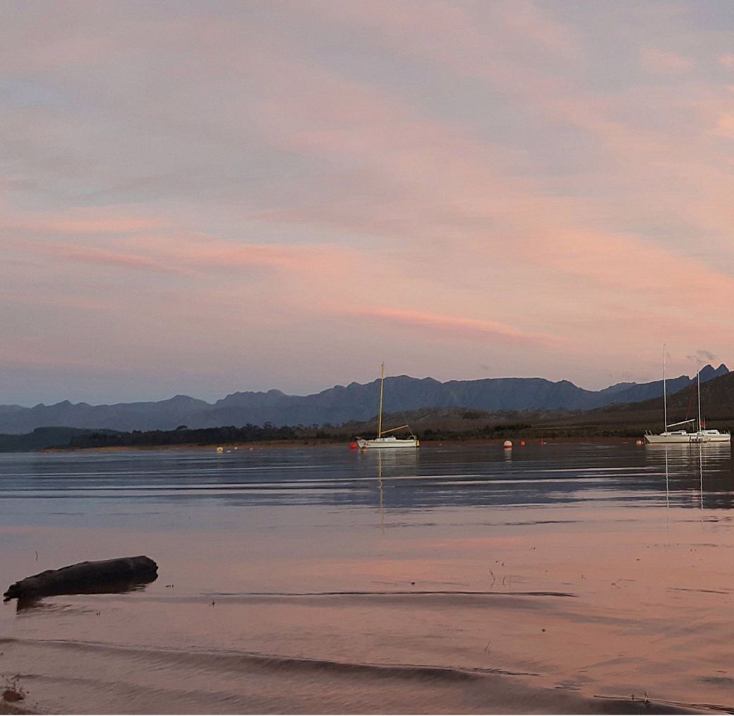 Sunset across Theewaterskloof Dam