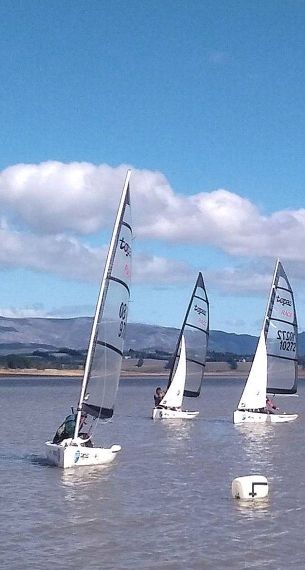 Youth sailing camp race on Theewaterskloof Dam
